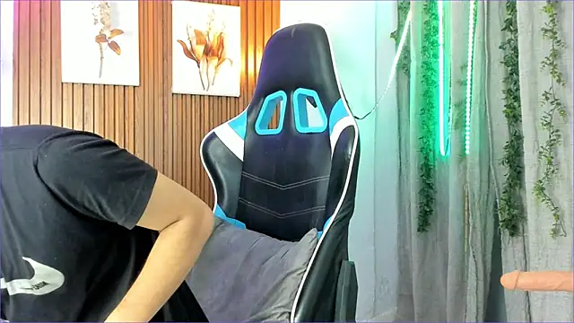 David niet online show from 09/11/25, 05:46