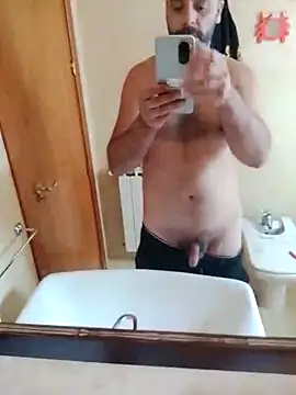 Snapshot of manchego85 chatting on 09/27/25, 02:11 manchego85 online show from 09/27/25, 02:11