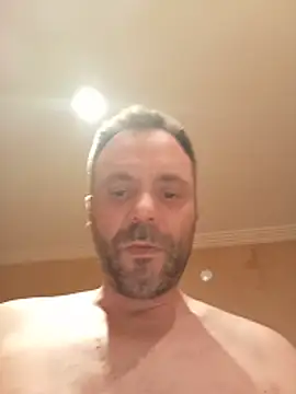 Snapshot of manchego85 chatting on 06/15/26, 01:41 manchego85 online show from 06/15/26, 01:41