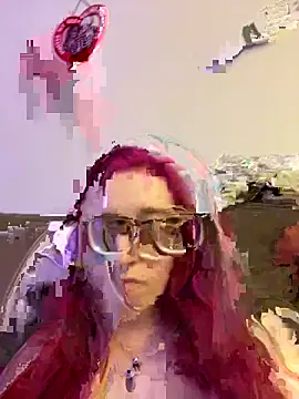 Snapshot of MommaBigTits24 chatting on 02/28/26, 03:18 MommaBigTits24 online show from 02/28/26, 03:18