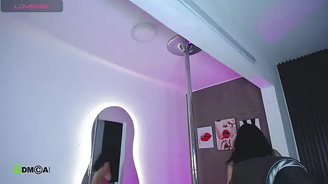 Snapshot of Dulcerose_01 chatting on 10/05/25, 12:31 Dulcerose 01 online show from 10/05/25, 12:31