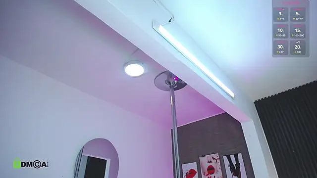 Snapshot of Dulcerose_01 chatting on 10/18/25, 08:31 Dulcerose 01 online show from 10/18/25, 08:31