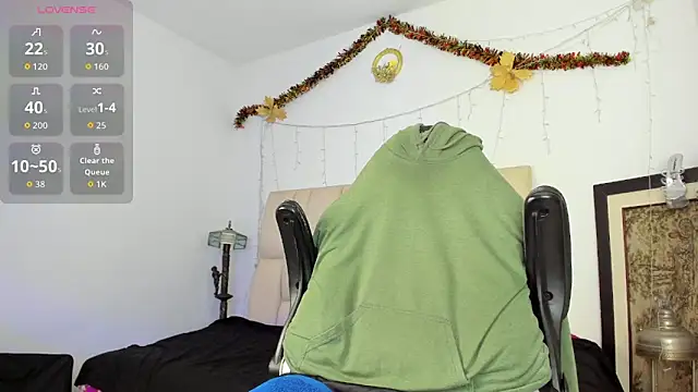 blue wxw online show from 10/10/25, 02:43