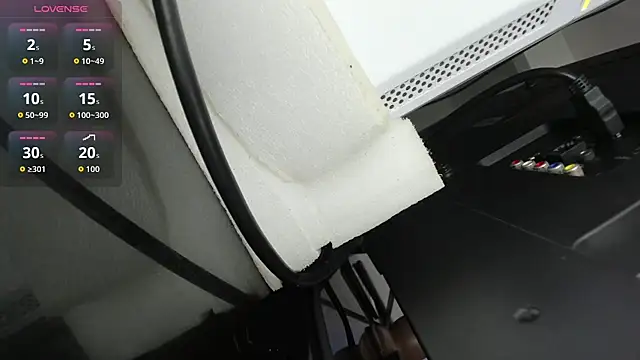 blue wxw online show from 11/11/25, 02:44