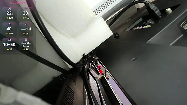 blue wxw online show from 11/19/25, 04:56