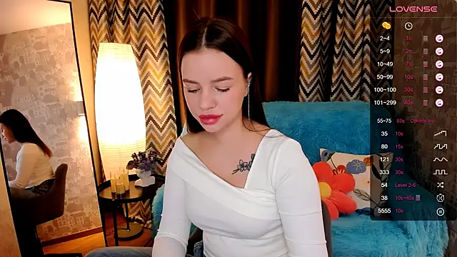 marydreams  online show from 11/17/25, 02:39