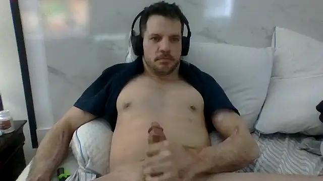 Snapshot of cloudsnfun chatting on 03/24/26, 05:40 cloudsnfun online show from 03/24/26, 05:40