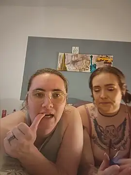 AndHerXO online show from 06/27/26, 02:12