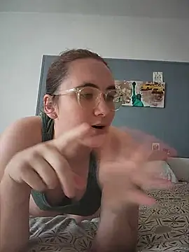AndHerXO online show from 06/28/26, 01:28