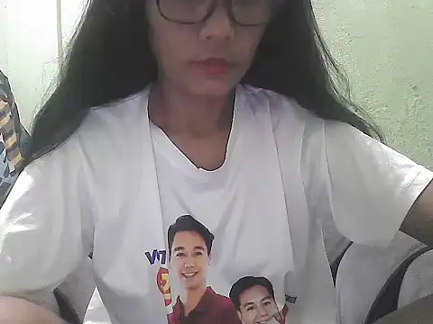 HotLadyPinay32 online show from 11/30/25, 09:41