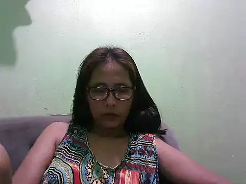 Snapshot of HotLadyPinay32 chatting on 07/07/26, 08:18 HotLadyPinay32 online show from 07/07/26, 08:18