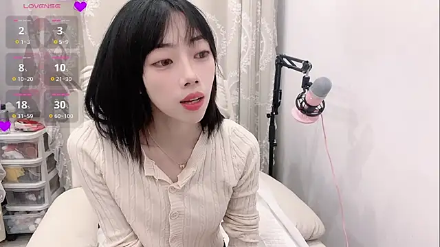 Snapshot of tuantuanle chatting on 03/02/26, 02:46 tuantuanle online show from 03/02/26, 02:46