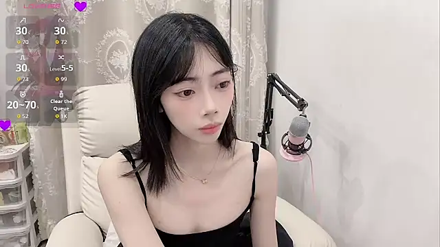 tuantuanle online show from 05/06/26, 02:33