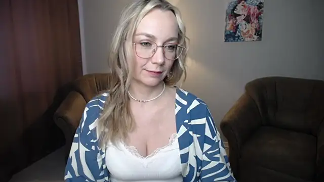 Snapshot of Ava_Elior chatting on 06/07/26, 12:09 Ava Elior online show from 06/07/26, 12:09