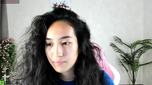 FlirtyAura online show from 09/17/25, 03:41