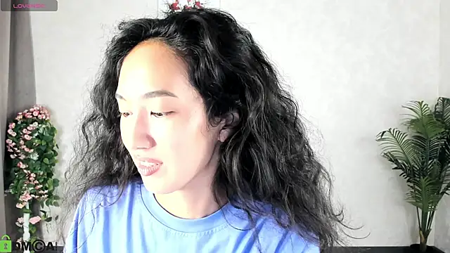 FlirtyAura online show from 09/24/25, 03:43