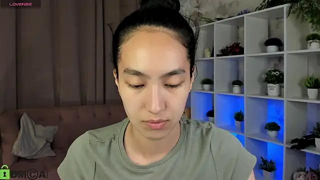 FlirtyAura online show from 06/24/26, 03:38