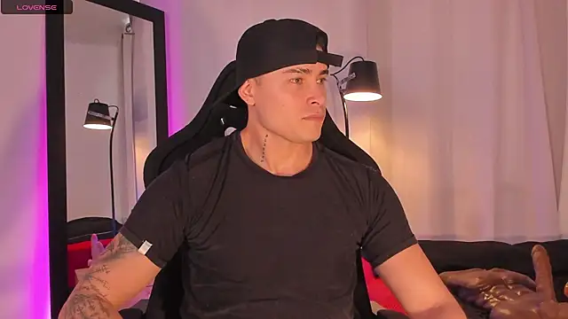 connorsmiith online show from 06/19/26, 01:48