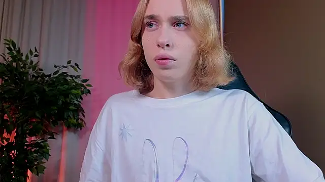 BarbieRichy online show from 10/01/25, 05:35