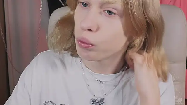 BarbieRichy online show from 10/30/25, 05:53