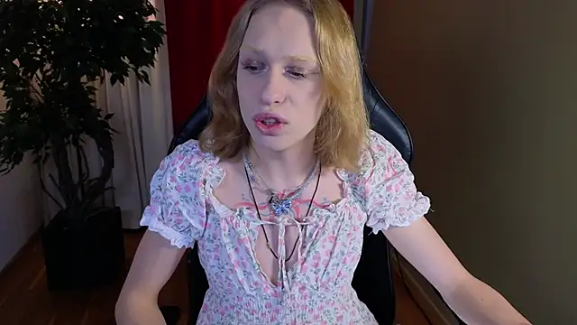 BarbieRichy online show from 11/21/25, 10:25