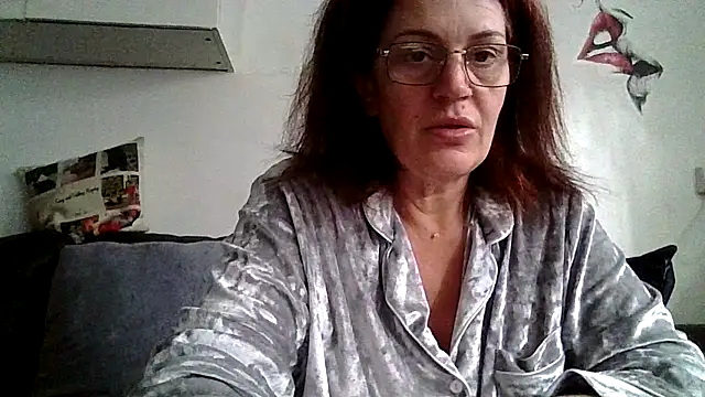 RubyyRosee online show from 04/09/26, 08:53