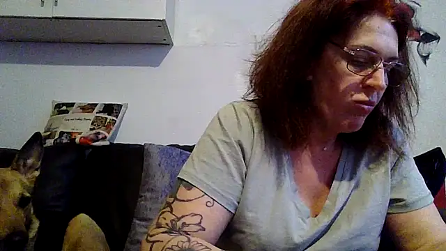 RubyyRosee online show from 04/11/26, 01:59