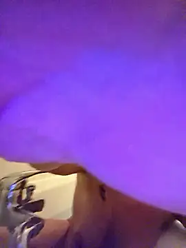 Snapshot of Sophrob96x chatting on 01/10/26, 09:30 Sophrob96x online show from 01/10/26, 09:30