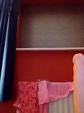 Snapshot of Sophrob96x chatting on 03/05/26, 08:05 Sophrob96x online show from 03/05/26, 08:05