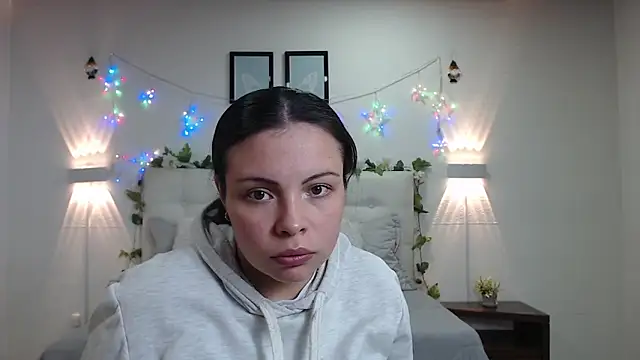 Megan 05  online show from 05/13/26, 07:00