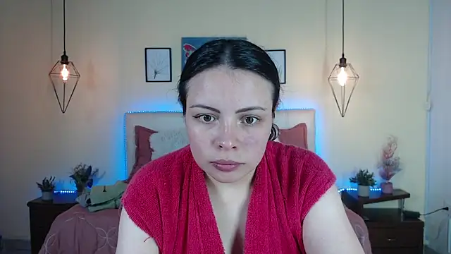 Megan 05  online show from 06/15/26, 07:05