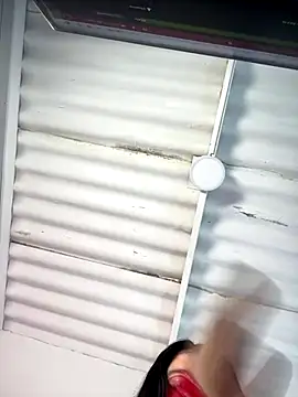 Angie lynn online show from 11/05/25, 03:56