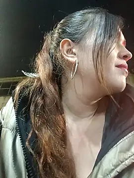 miss berlyn online show from 12/05/25, 02:31