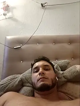 Hotguys111 online show from 09/23/25, 04:04