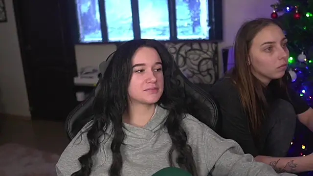 Snapshot of lis_silver chatting on 01/10/26, 01:24 lis silver online show from 01/10/26, 01:24