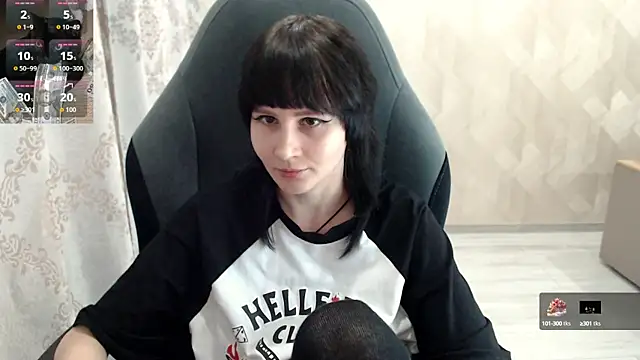 MistyDark online show from 10/10/25, 10:25