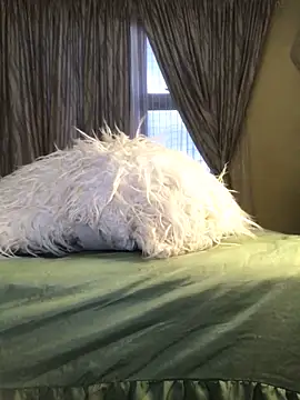 KINKYBOOTI22 online show from 03/26/26, 04:12