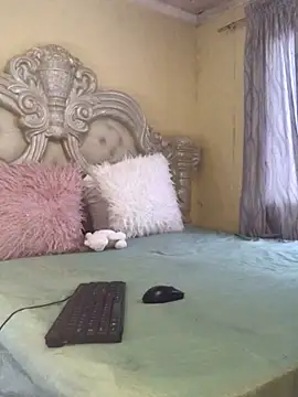 KINKYBOOTI22 online show from 03/27/26, 04:29