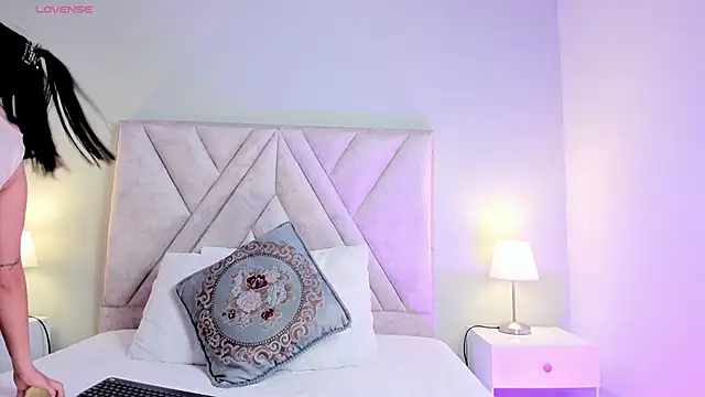 angelica cross  online show from 09/19/25, 08:31