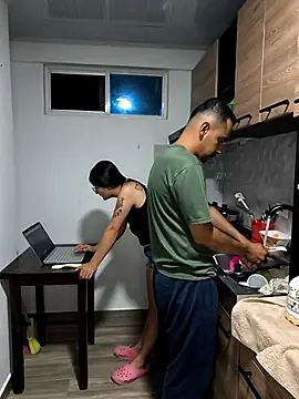 stivenlujan69 online show from 09/09/25, 02:00