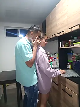 stivenlujan69 online show from 09/14/25, 02:22