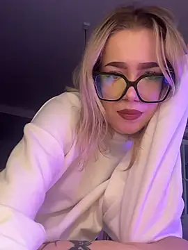 marnemzavar444 online show from 03/14/26, 12:39