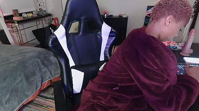 tsunamitori online show from 11/14/25, 04:44