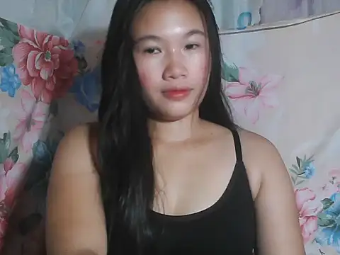 Katie Winslet online show from 10/04/25, 11:19