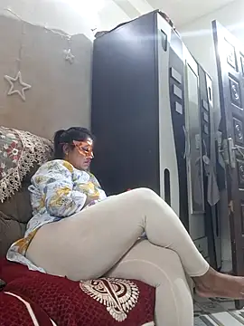 SIMIHOT online show from 11/11/25, 10:04