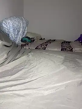 Snapshot of BigUAPenis chatting on 11/30/25, 09:08 BigUAPenis online show from 11/30/25, 09:08