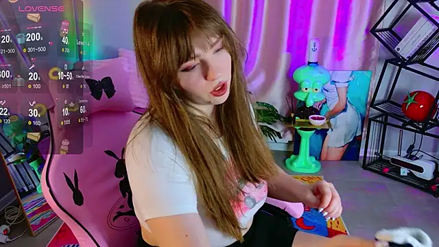 Moon  Bunny online show from 05/08/26, 01:38