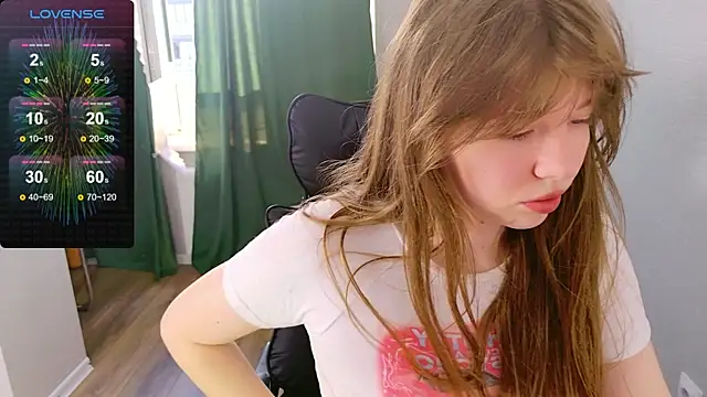 Moon  Bunny online show from 06/19/26, 03:27