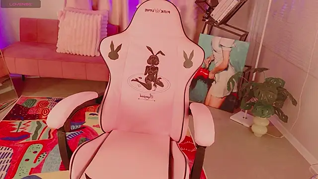 Moon  Bunny online show from 06/21/26, 03:36