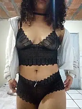 Snapshot of Camilla-23y chatting on 09/09/25, 02:22 Camilla-23y online show from 09/09/25, 02:22